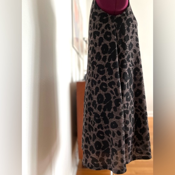 FAB’RIK Sleeveless High Neck Leopard Print Dress! Size S/M (with pockets!) - Picture 9 of 12